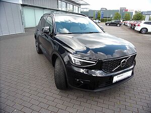 Volvo  B3  Plus Dark 2WD