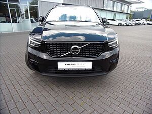 Volvo  B3  Plus Dark 2WD