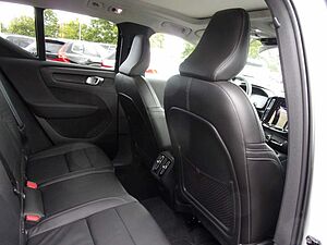 Volvo  B4 Inscription AWD
