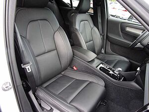 Volvo  B4 Inscription AWD