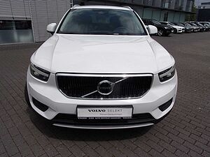 Volvo  T3 Momentum Pro 2WD