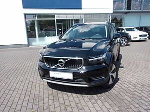 Volvo  Momentum Pro AWD