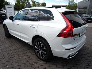 Volvo  B4 Plus Dark 2WD