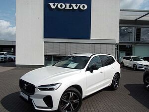 Volvo  B4  R Design 2WD