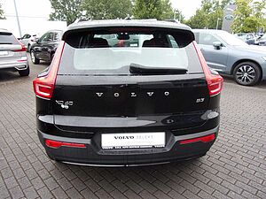 Volvo  B3 Plus Dark 2WD