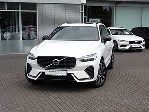 Volvo  B4 Plus Dark AWD