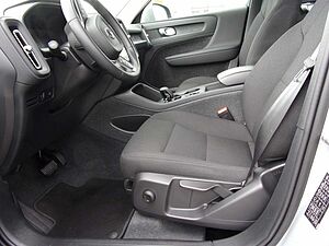 Volvo  Essential 2WD