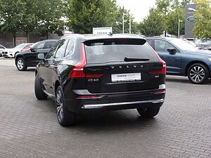 Volvo  B4 AT Plus Bright 2WD