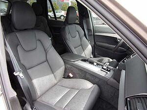 Volvo  B5 Plus Bright AWD