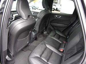 Volvo  B4 Inscription AWD