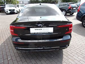 Volvo  B5 Lim. Plus Dark AWD