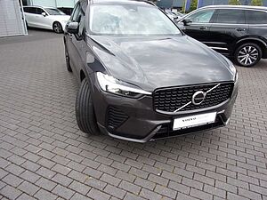 Volvo  B4 Plus Dark 2WD