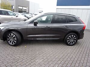 Volvo  B4 Plus Dark 2WD