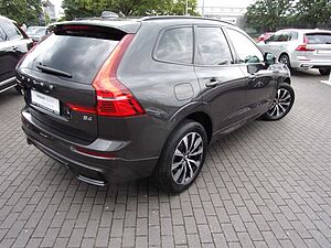 Volvo  B4 Plus Dark 2WD