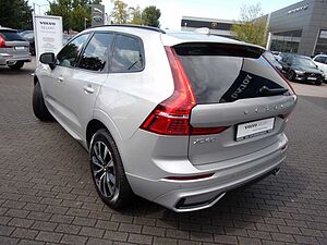 Volvo  B4 Plus Dark 2WD