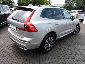 Volvo  B4 Plus Dark 2WD