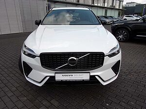 Volvo  B4 Plus Dark AWD