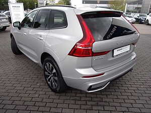 Volvo  B4  Plus Dark 2WD