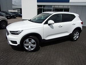 Volvo  T3 Momentum Pro 2WD