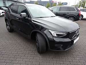 Volvo  B3 Plus Dark 2WD