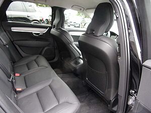 Volvo  B4  Kombi Plus Dark