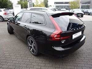 Volvo  B4  Kombi Plus Dark