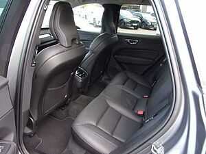 Volvo  B4 Inscription 2WD