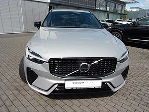 Volvo  B4 Ultimate Dark AWD