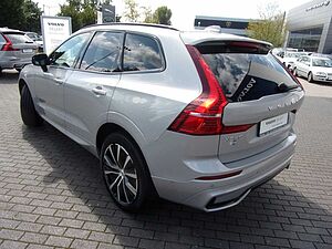 Volvo  B4 Ultimate Dark AWD
