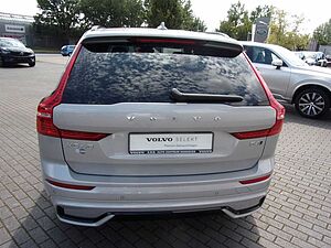 Volvo  B4 Ultimate Dark AWD