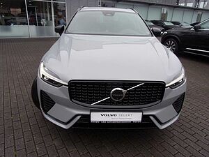 Volvo  B4 Ultimate Dark 2WD