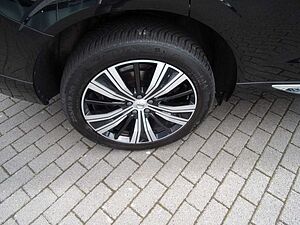 Volvo  B4 Inscription AWD