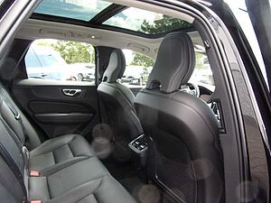 Volvo  B4 Inscription AWD