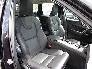 Volvo  B4 Inscription AWD