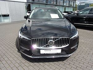 Volvo  B4 Inscription AWD