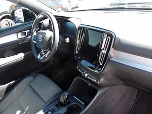 Volvo  Core 2WD