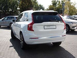 Volvo  Plus Bright AWD