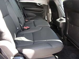 Volvo  Plus Bright AWD