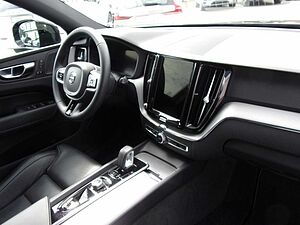 Volvo  R Design AWD