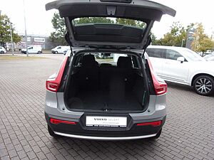Volvo  T2 Essential 2WD