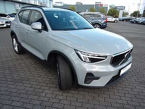 Volvo  T2 Essential 2WD