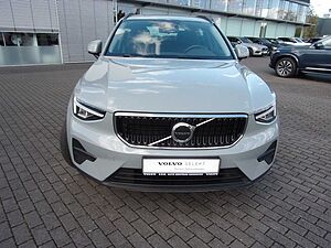 Volvo  T2 Essential 2WD