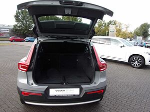 Volvo  T2 Essential 2WD