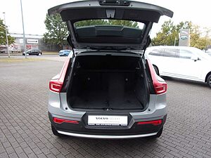 Volvo  T2 Essential 2WD