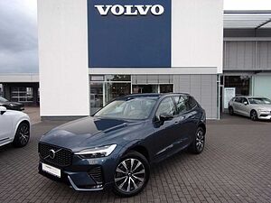 Volvo  B4 Plus Dark AWD
