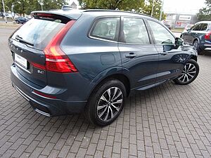 Volvo  B4 Plus Dark AWD
