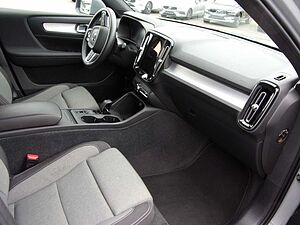Volvo  T2 Core 2WD