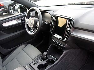 Volvo  T2 Core 2WD