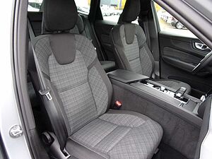 Volvo  B4 Core 2WD