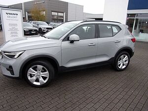 Volvo  T2 Essential 2WD